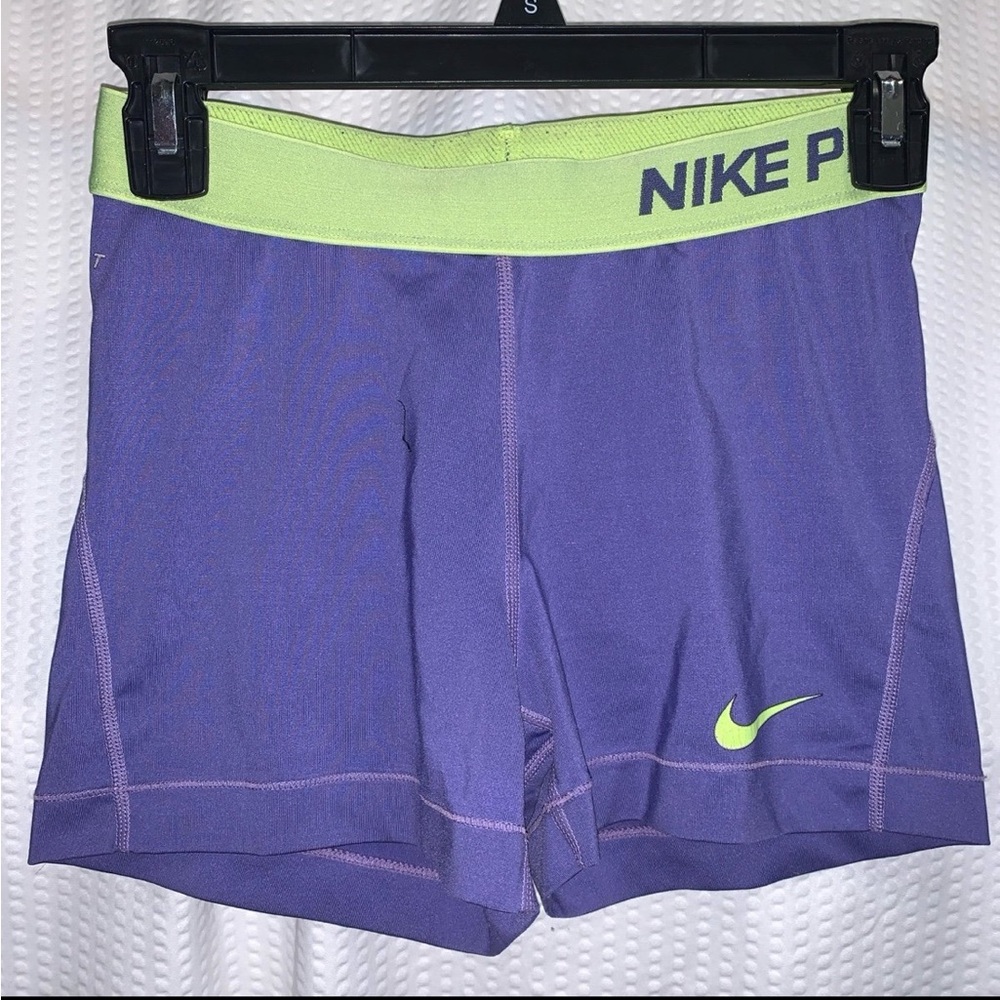 (SOLD VINTED) Nike Pro Dri-Fit Women’s Compression Shorts - Purple/Lime - Size M